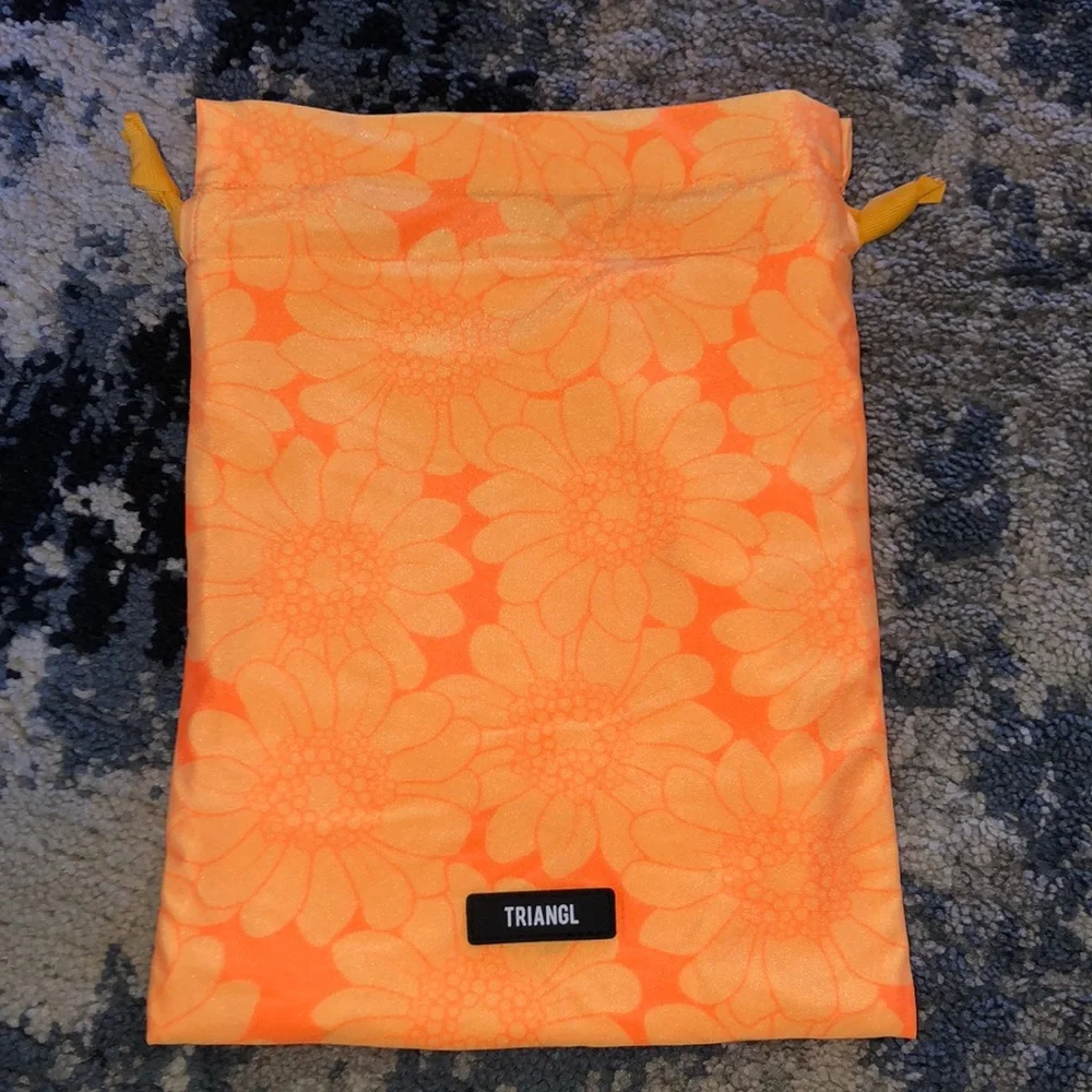 Swimsuit bag - Picture 1 of 4